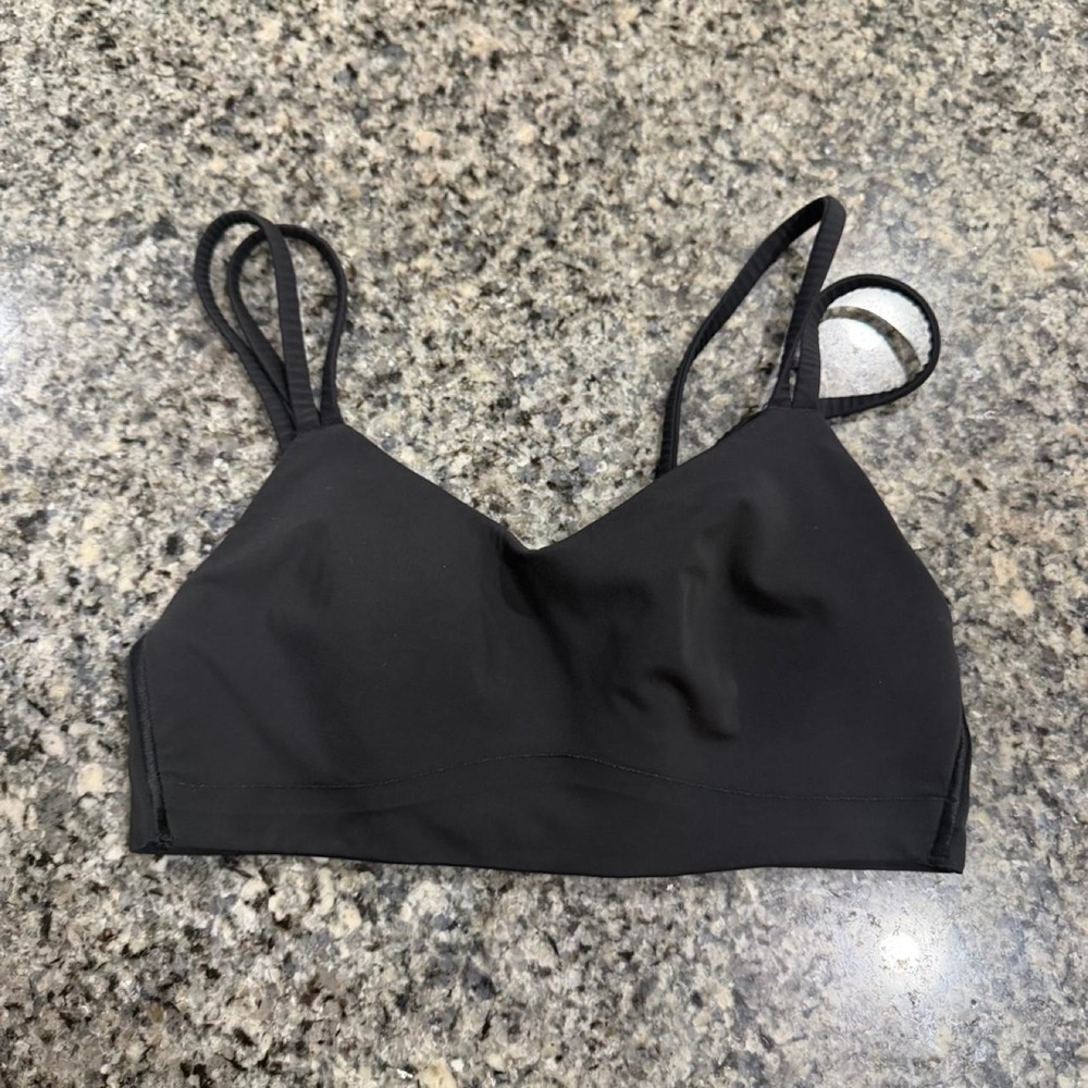 lululemon Like a Cloud Bra Light Support, B/C Cup - Picture 2 of 5
